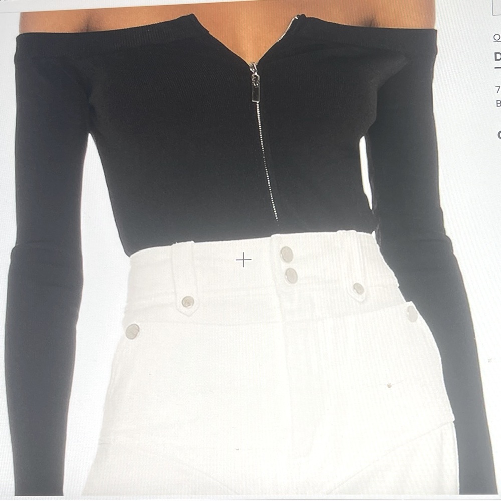 Superdown Revolve Shaye Cold Shoulder Top with Front Zipper Closure - Size XS. - Picture 3 of 5